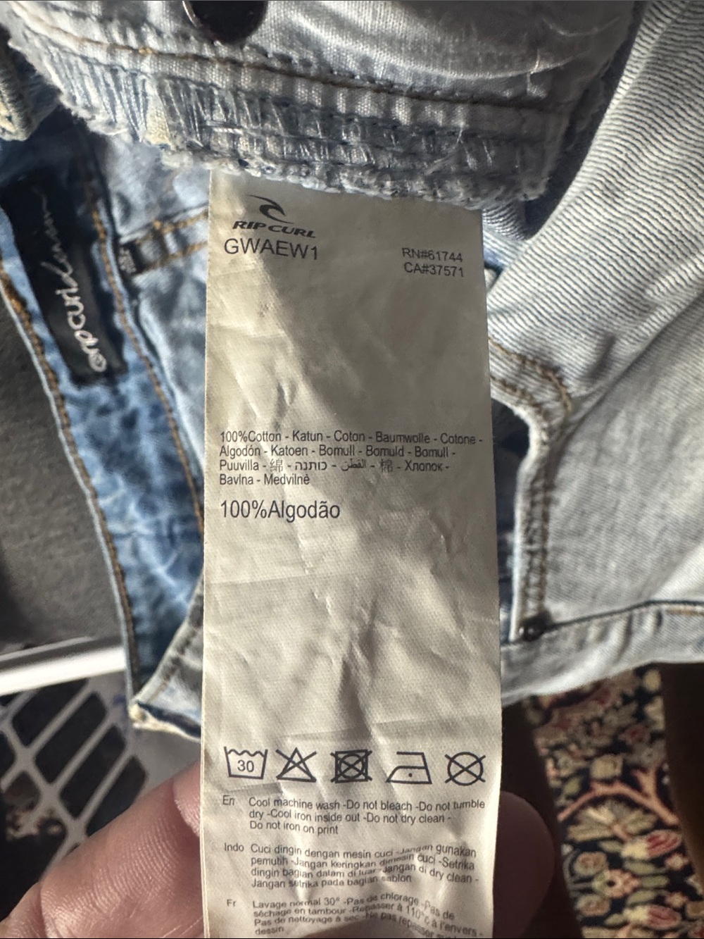 Jean shorts // Rip Curl - Picture 7 of 7